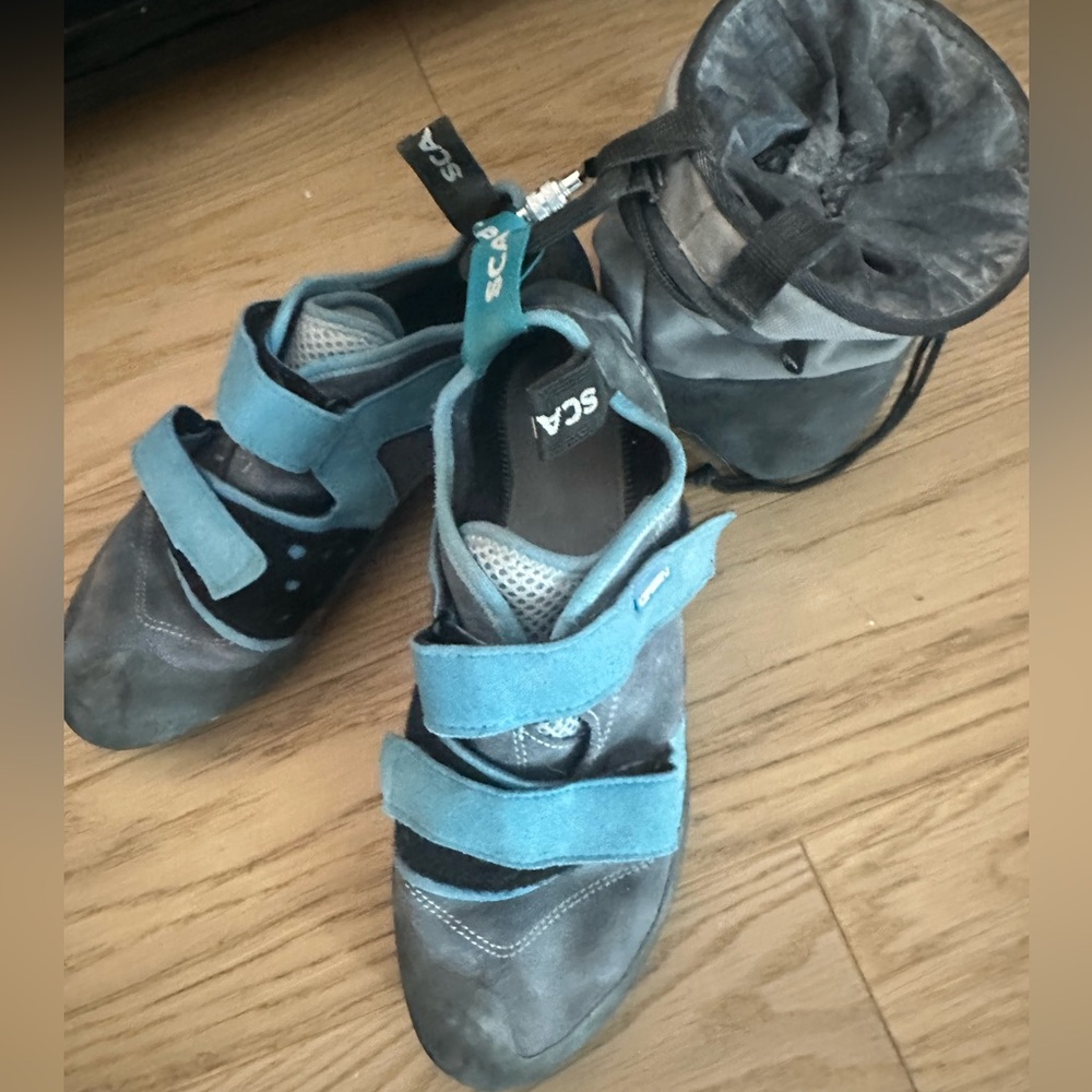 Men’s Scarpa Climbing Shoes - size 10